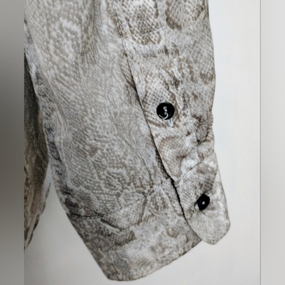 MNG REPTILE PRINT BLOUSE - Picture 2 of 11
